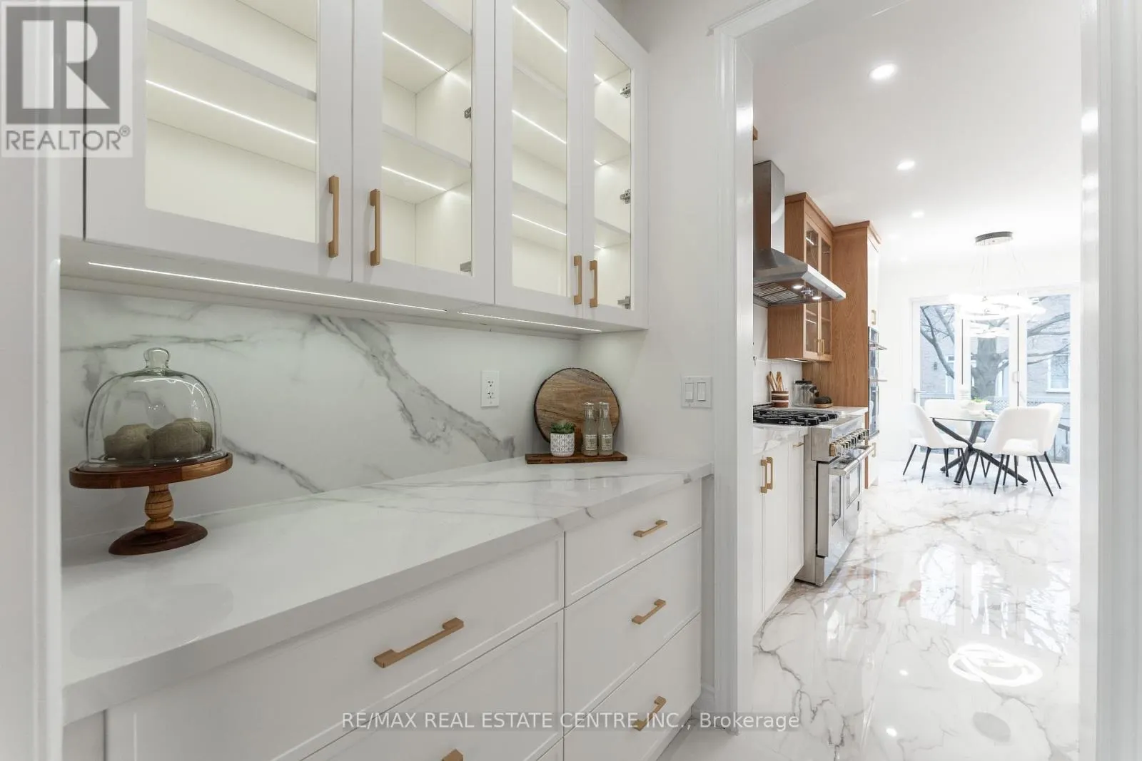 3352 PETRIE WAY