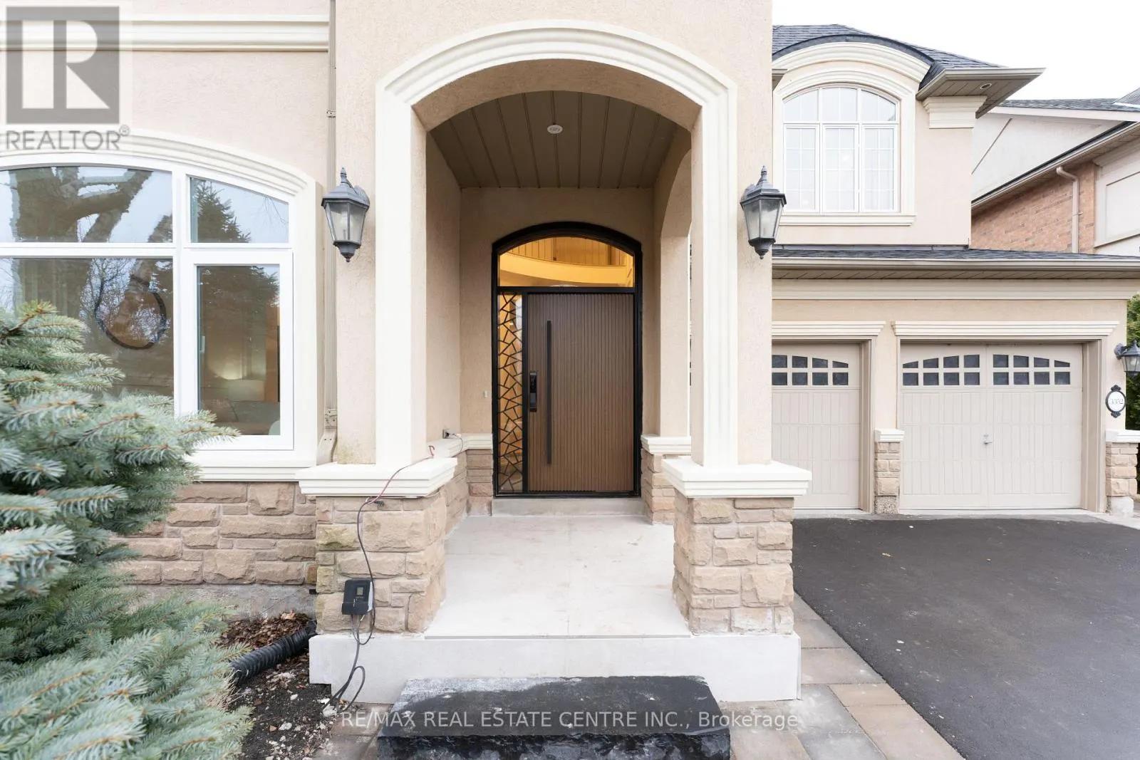 3352 PETRIE WAY