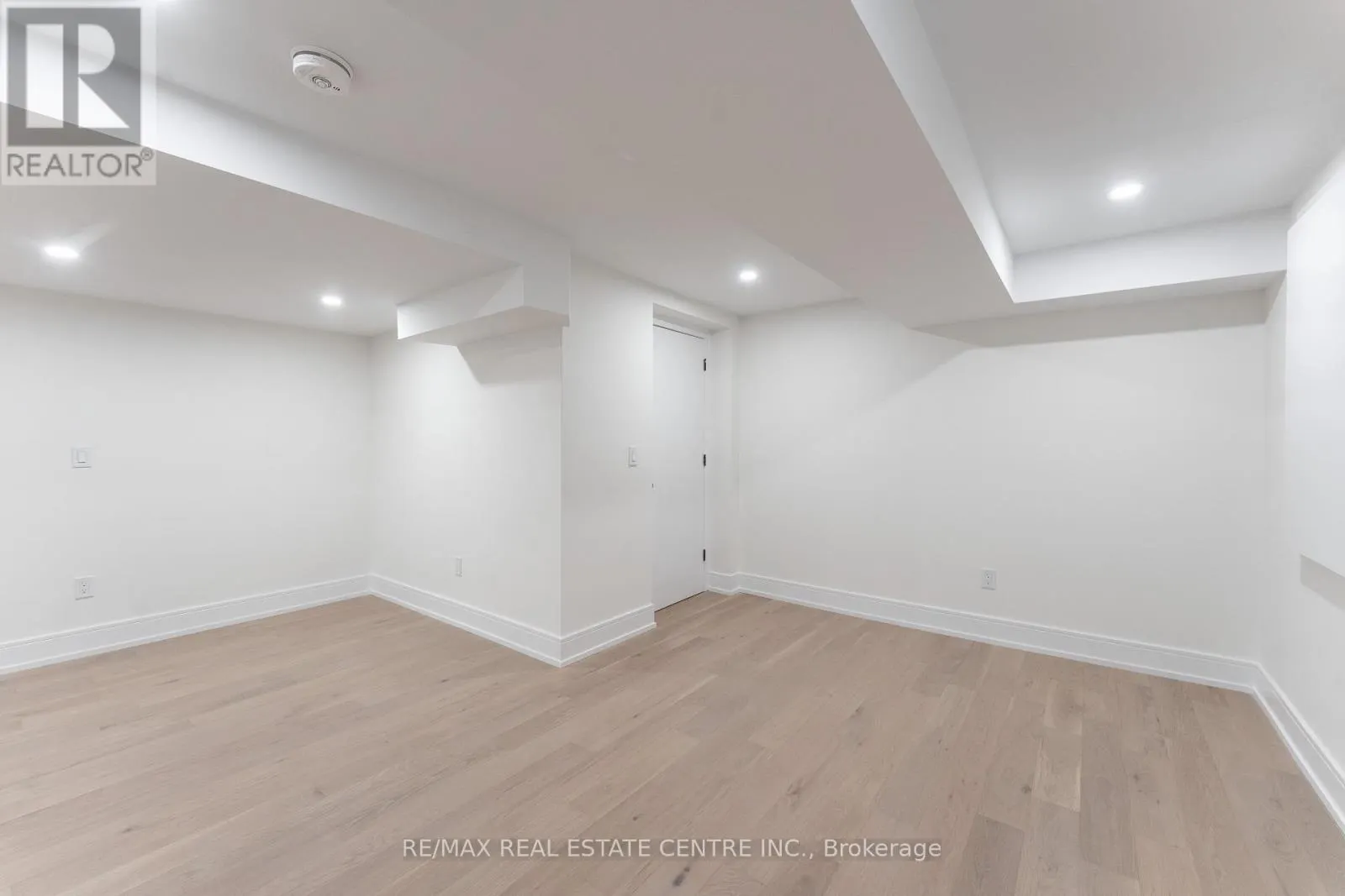3352 PETRIE WAY