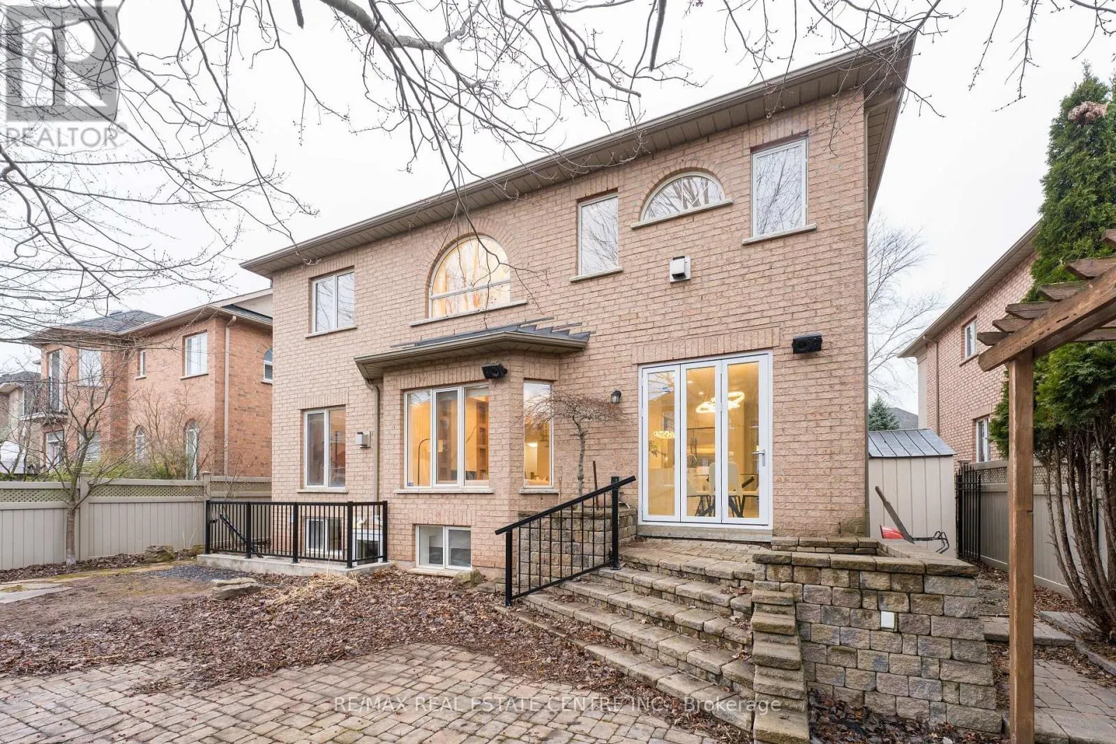 3352 PETRIE WAY