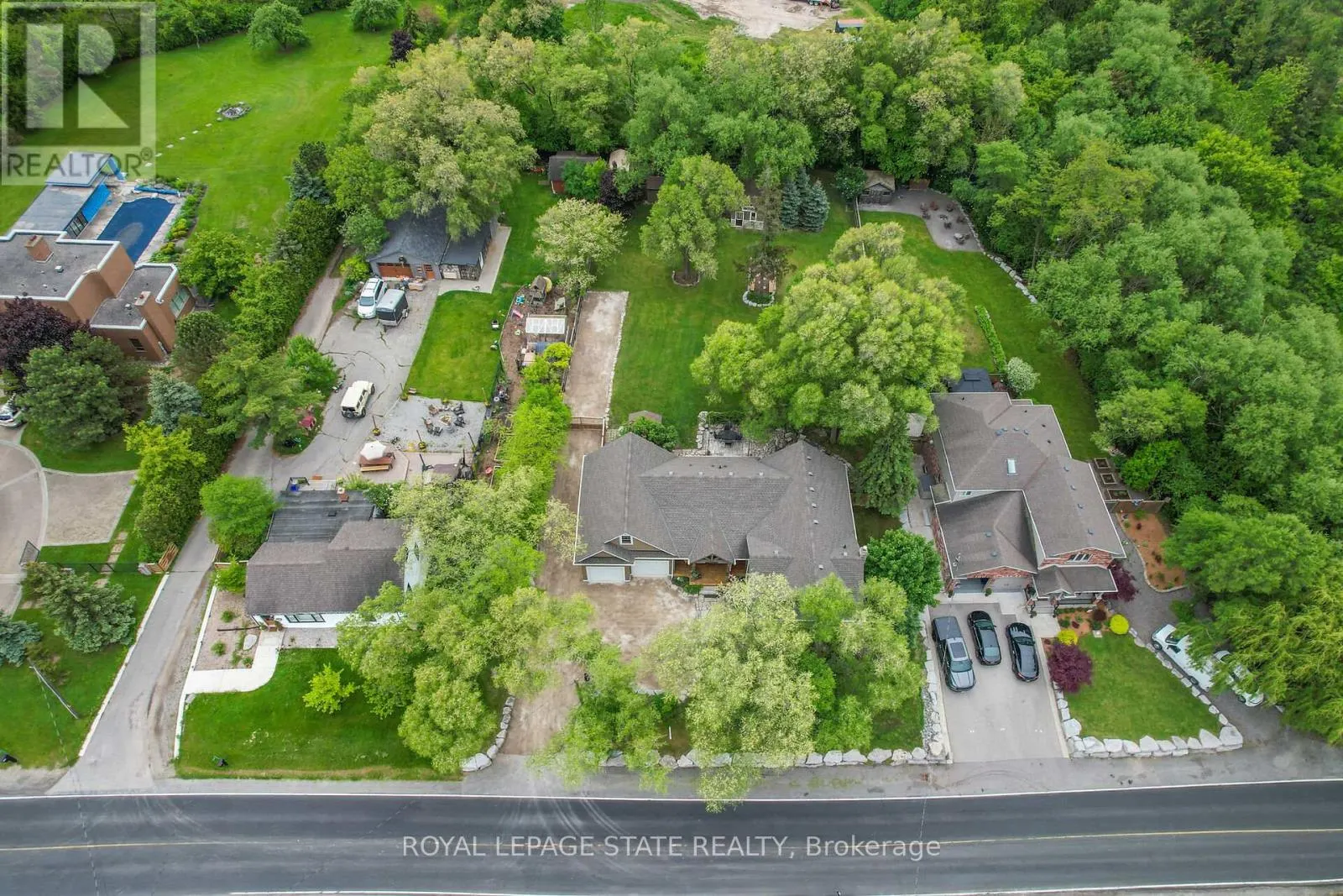 792 OLD YORK ROAD