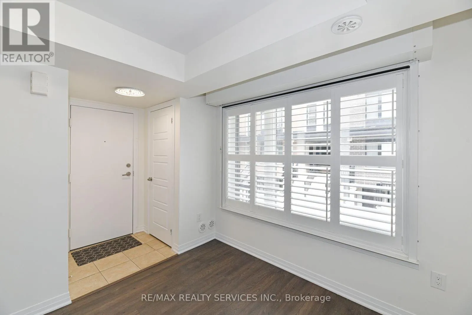 2 - 142 WILLIAM DUNCAN ROAD