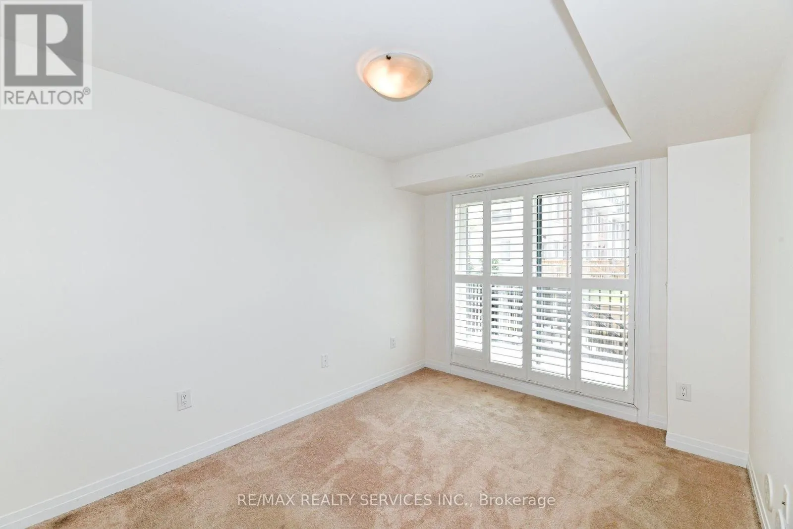 2 - 142 WILLIAM DUNCAN ROAD