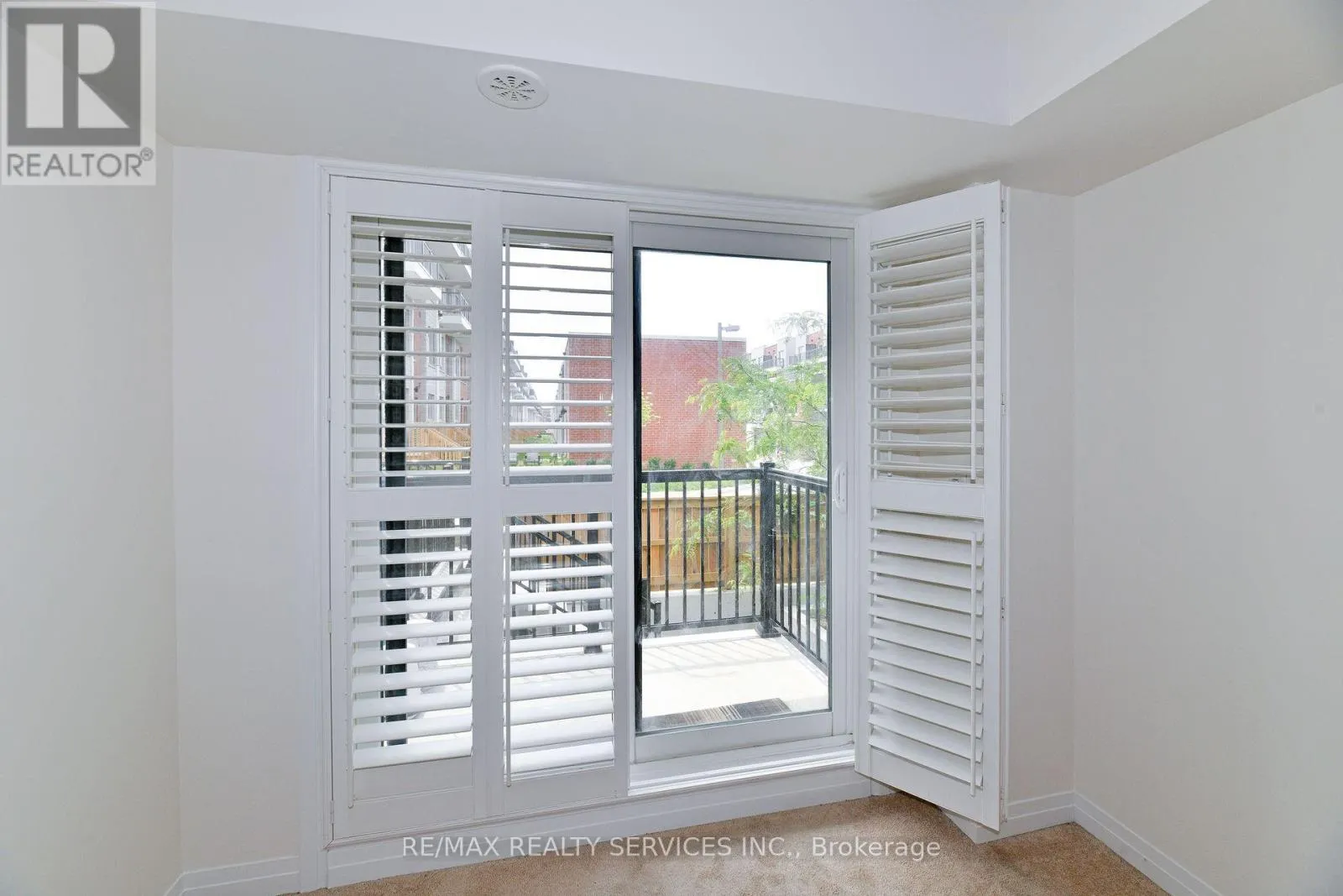 2 - 142 WILLIAM DUNCAN ROAD