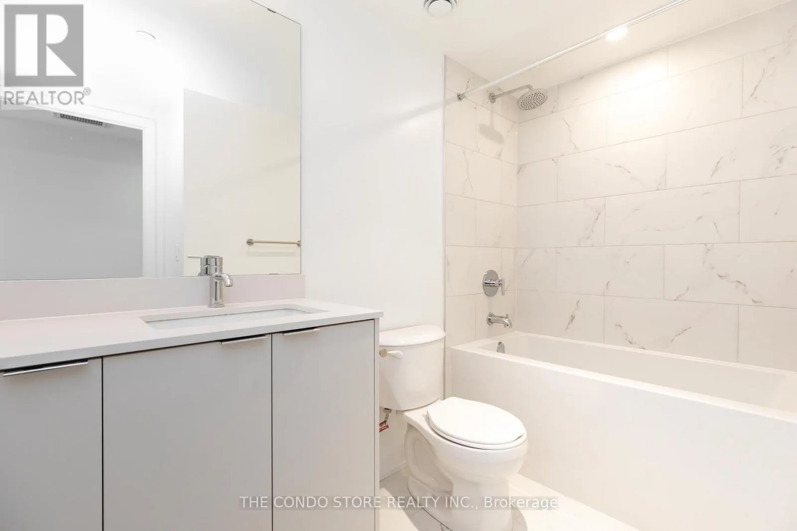 416 - 6 CHARTWELL ROAD