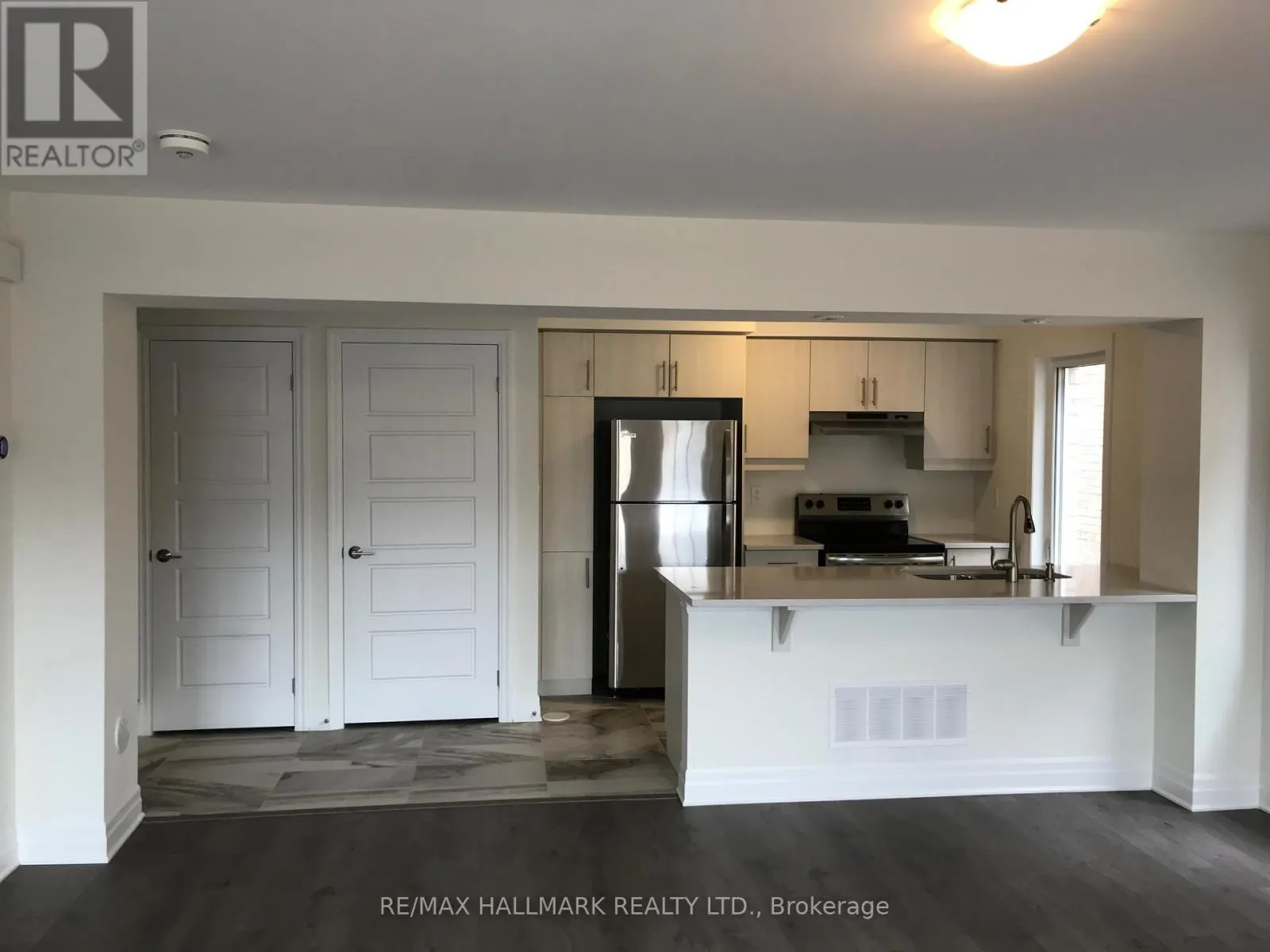 1161 DUIGNAN CRESCENT