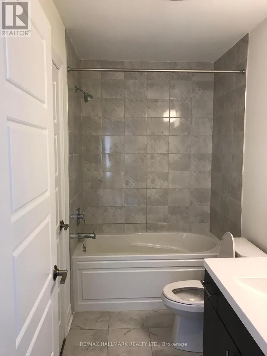 1161 DUIGNAN CRESCENT