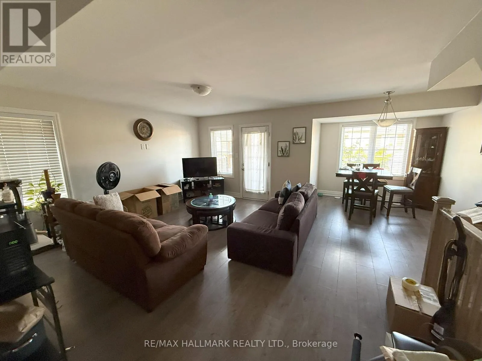 1161 DUIGNAN CRESCENT