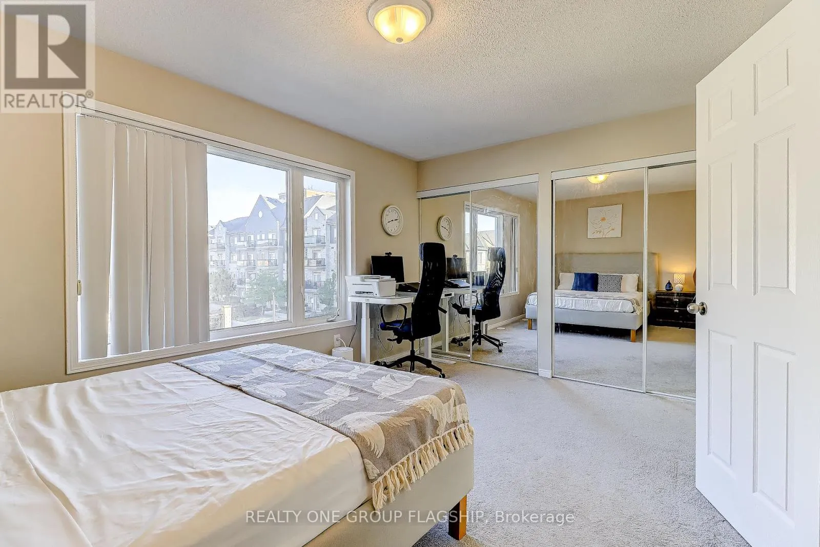 114 - 3050 ERIN CENTRE BOULEVARD