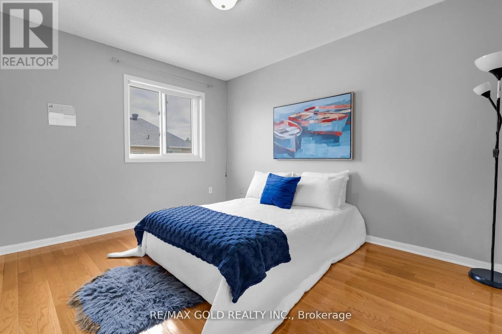 255 BRISDALE DRIVE
