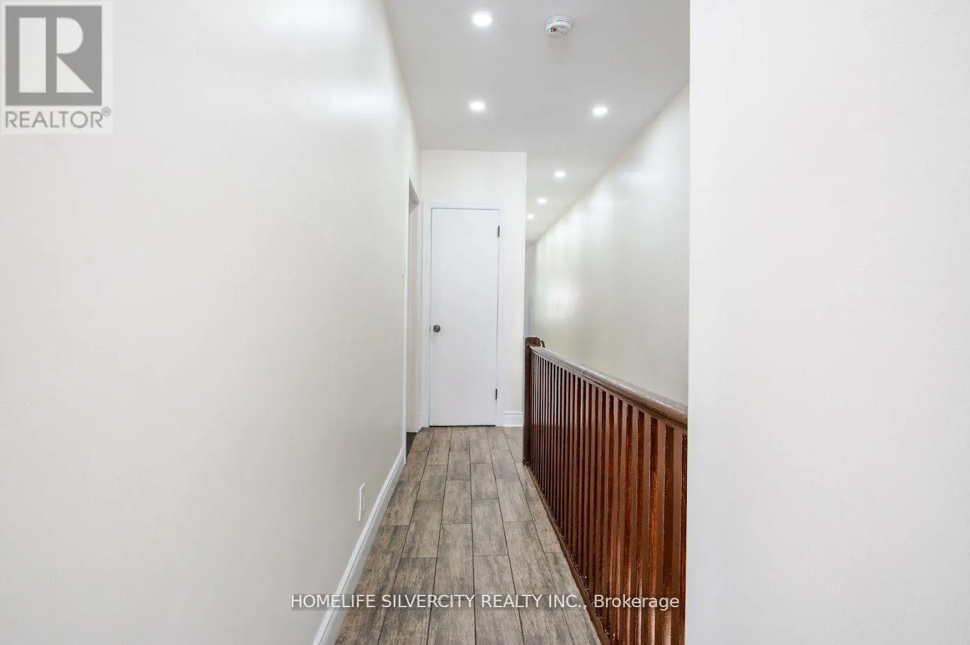 4 BROOKHAVEN DRIVE