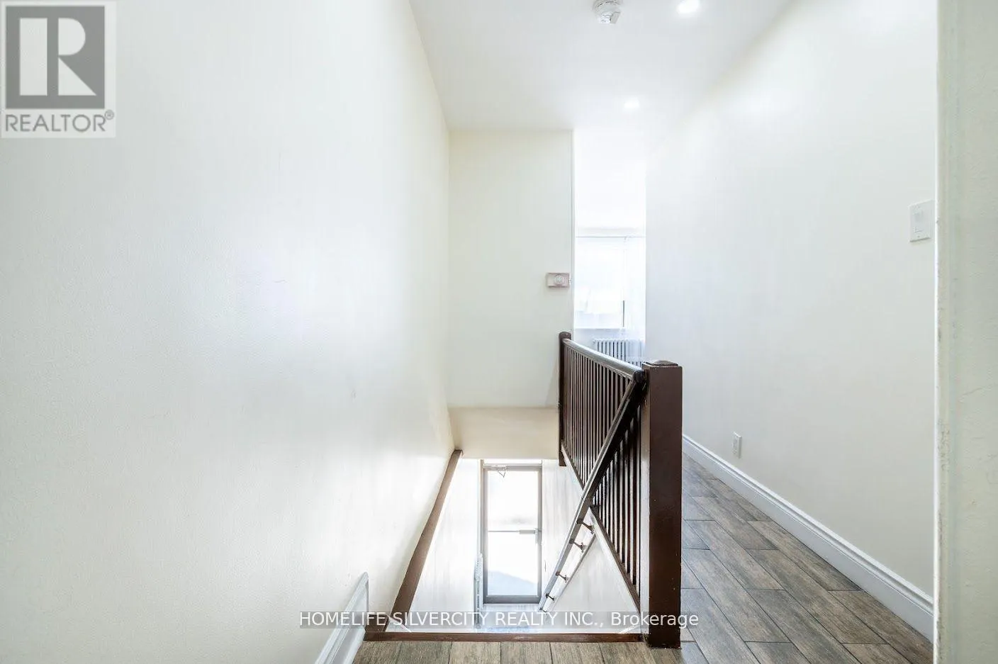 4 BROOKHAVEN DRIVE