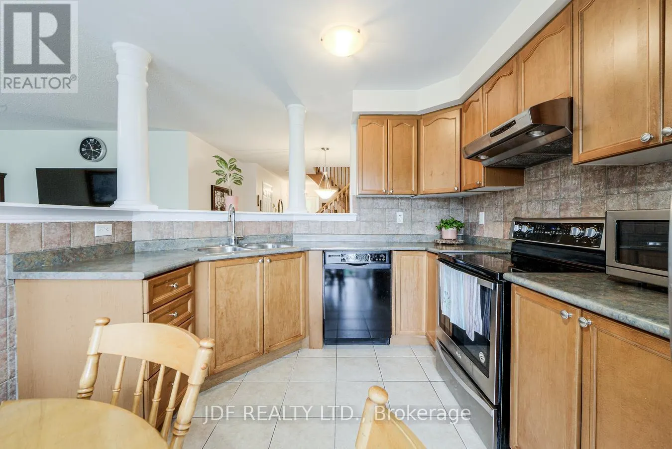 3178 STORNOWAY CIRCLE