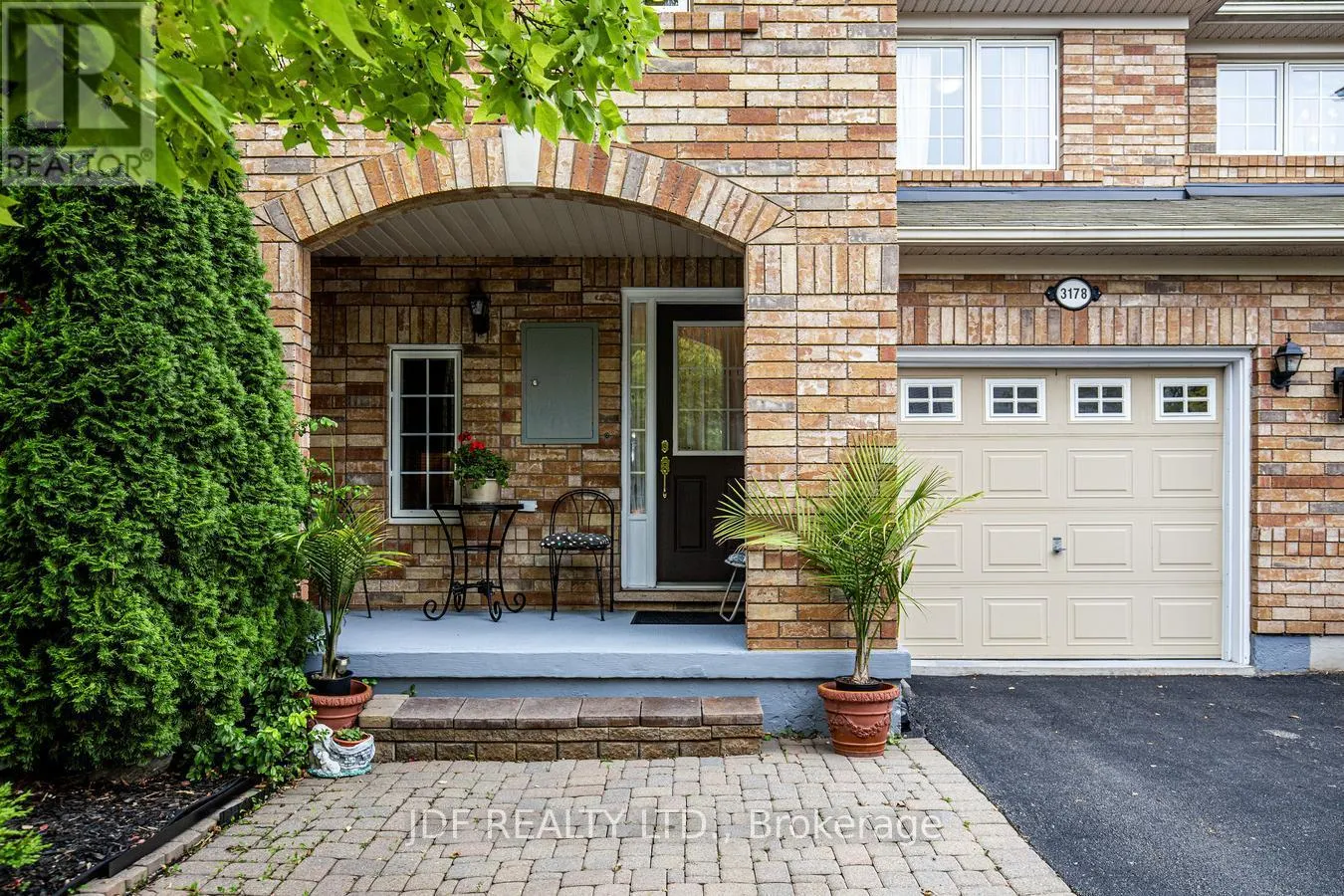3178 STORNOWAY CIRCLE