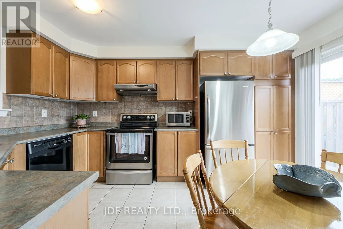 3178 STORNOWAY CIRCLE