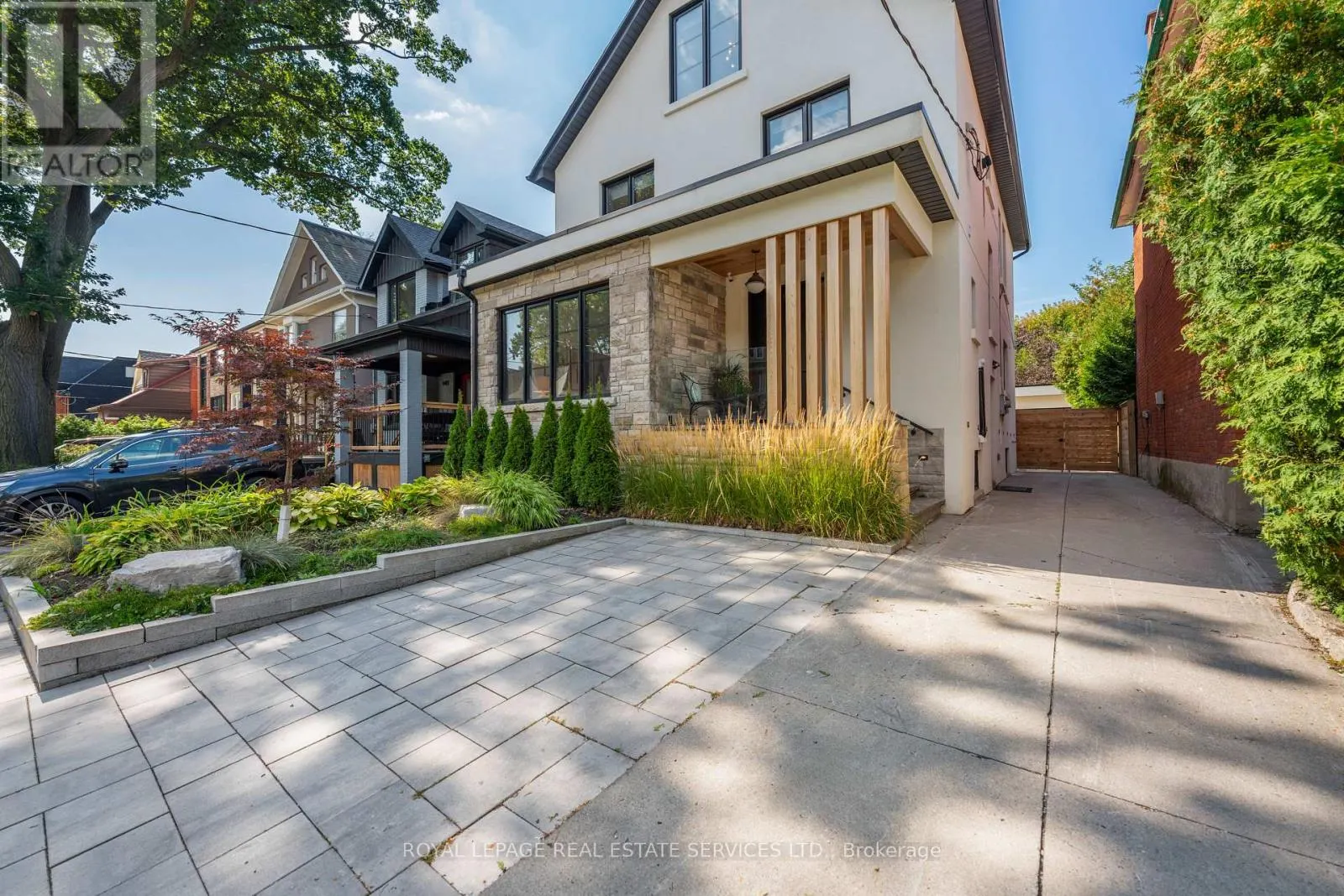 442 QUEBEC AVENUE