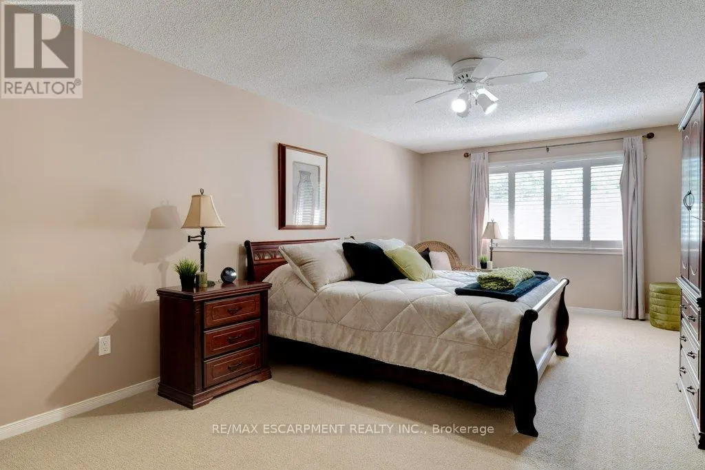 2010 WINDY OAKS DRIVE