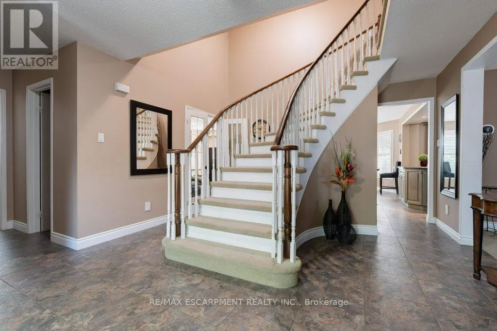 2010 WINDY OAKS DRIVE