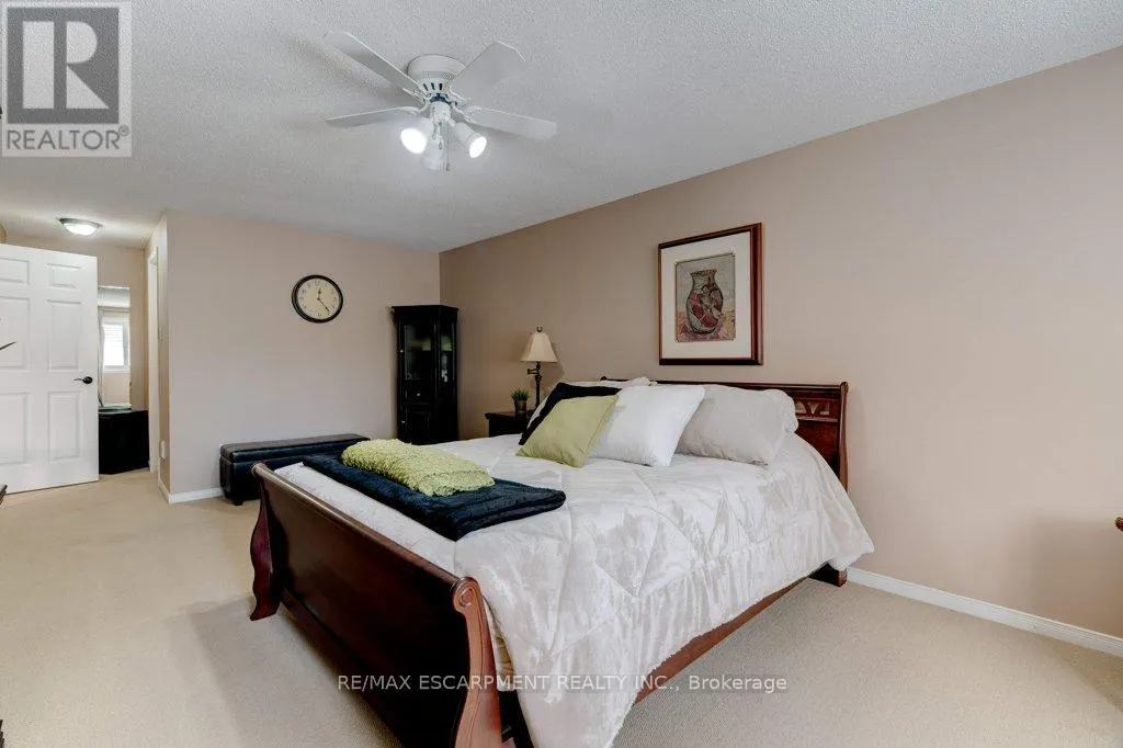 2010 WINDY OAKS DRIVE