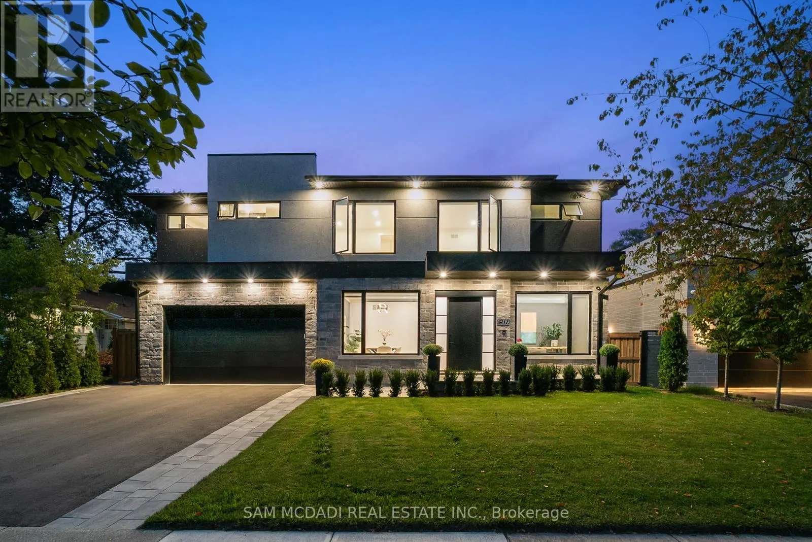1509 PEMBROKE DRIVE