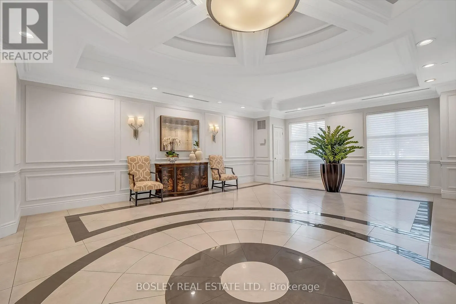 415 - 3085 BLOOR STREET W
