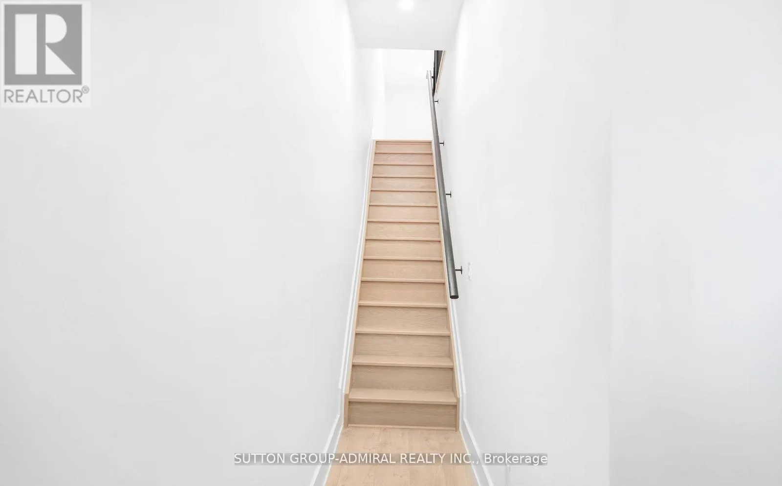 2ND FLOOR - 366 MARGUERETTA STREET