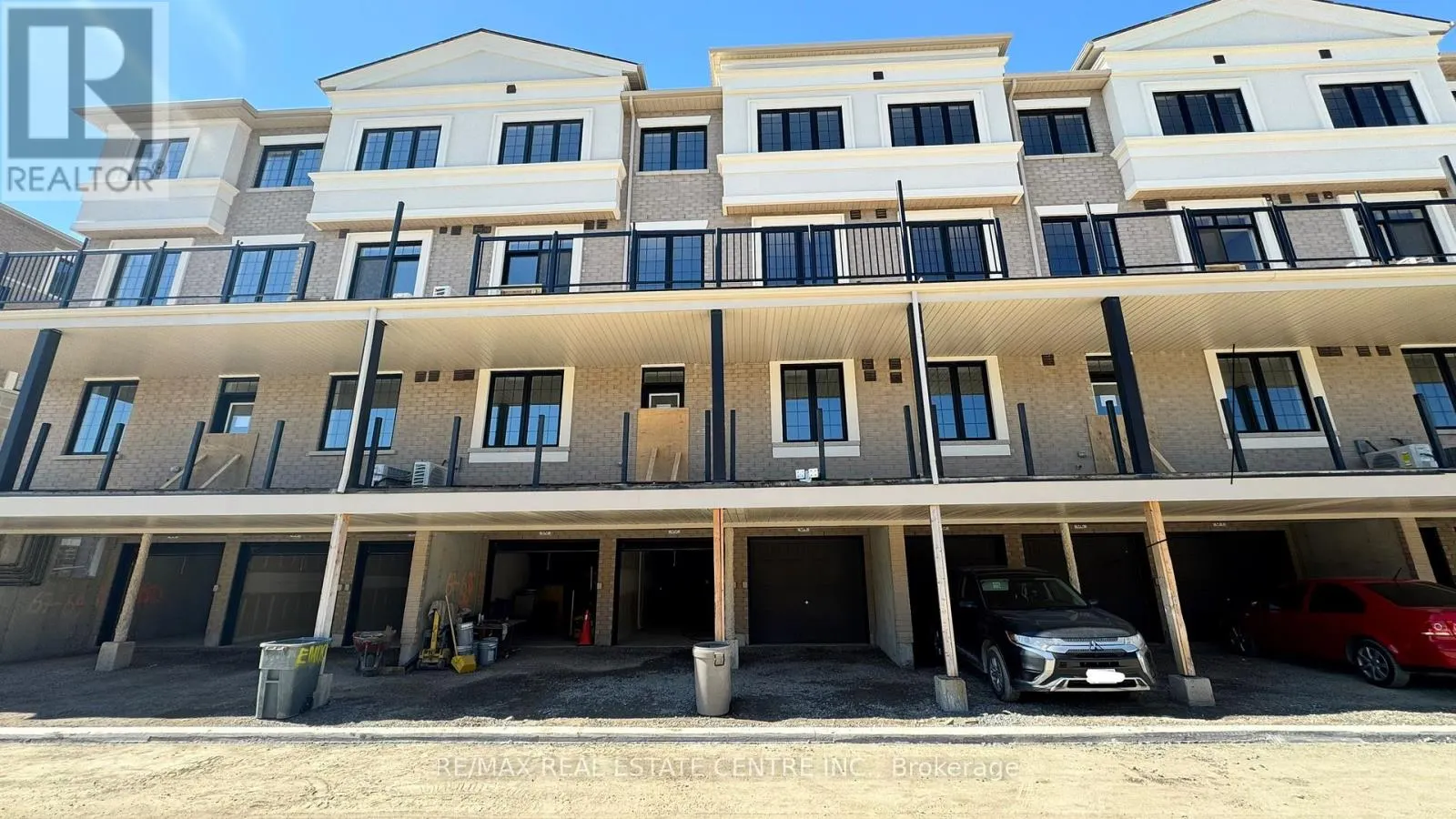 64 - 4316 EBENEZER ROAD