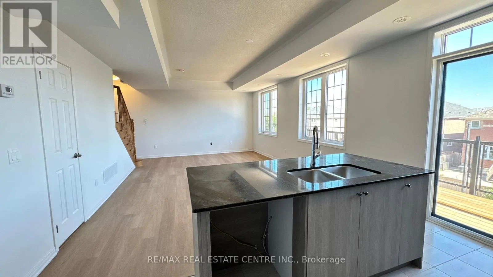 64 - 4316 EBENEZER ROAD