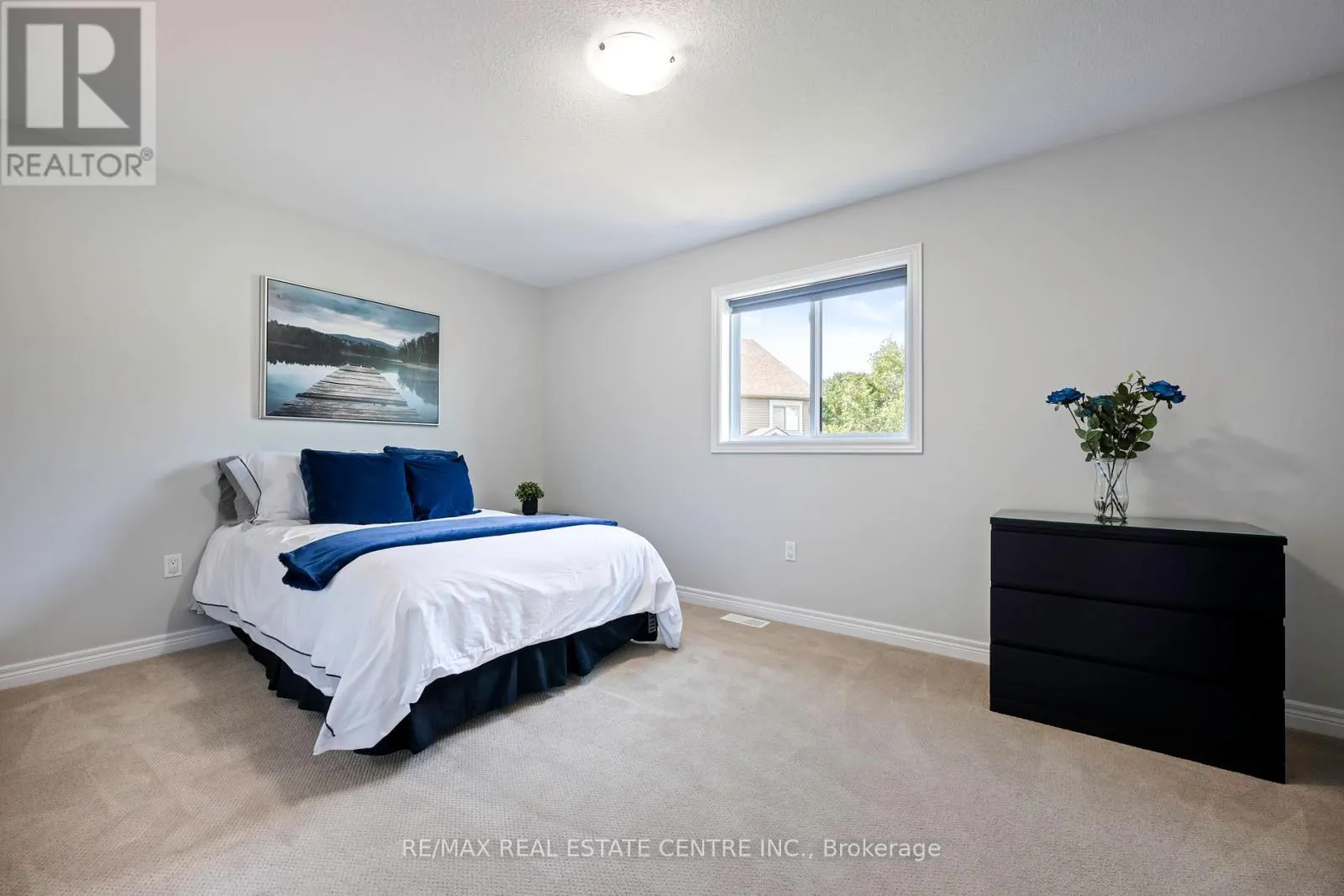 33 WARDLAW AVENUE