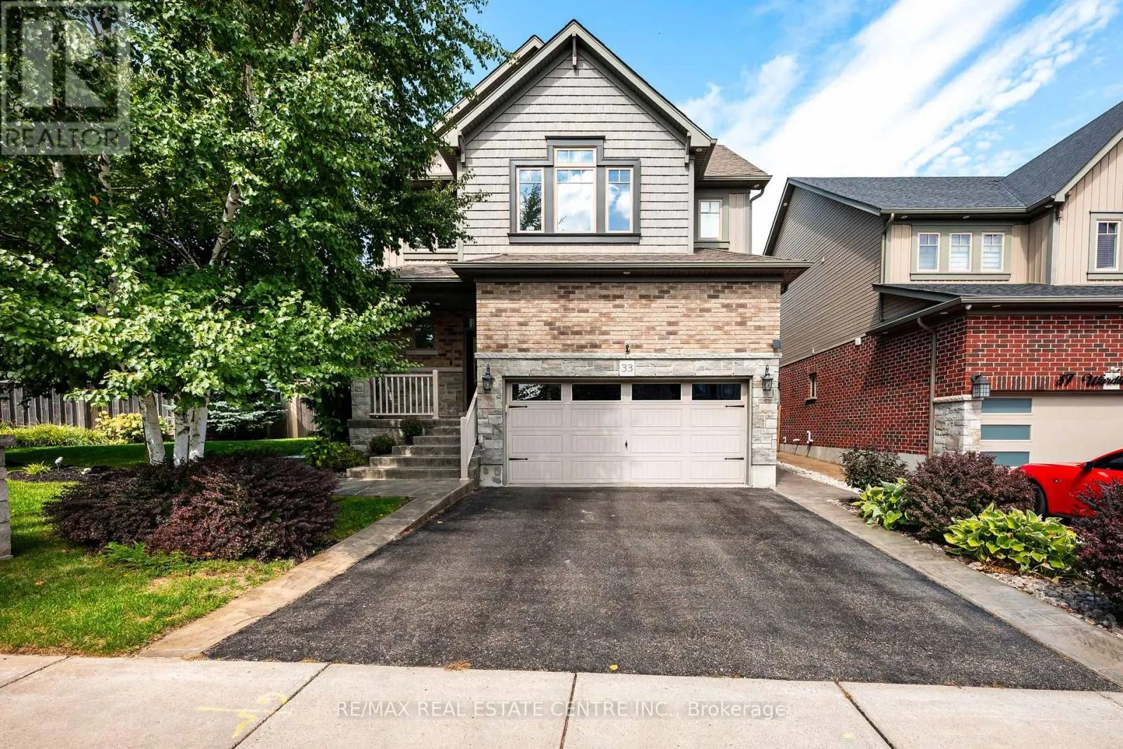 33 WARDLAW AVENUE