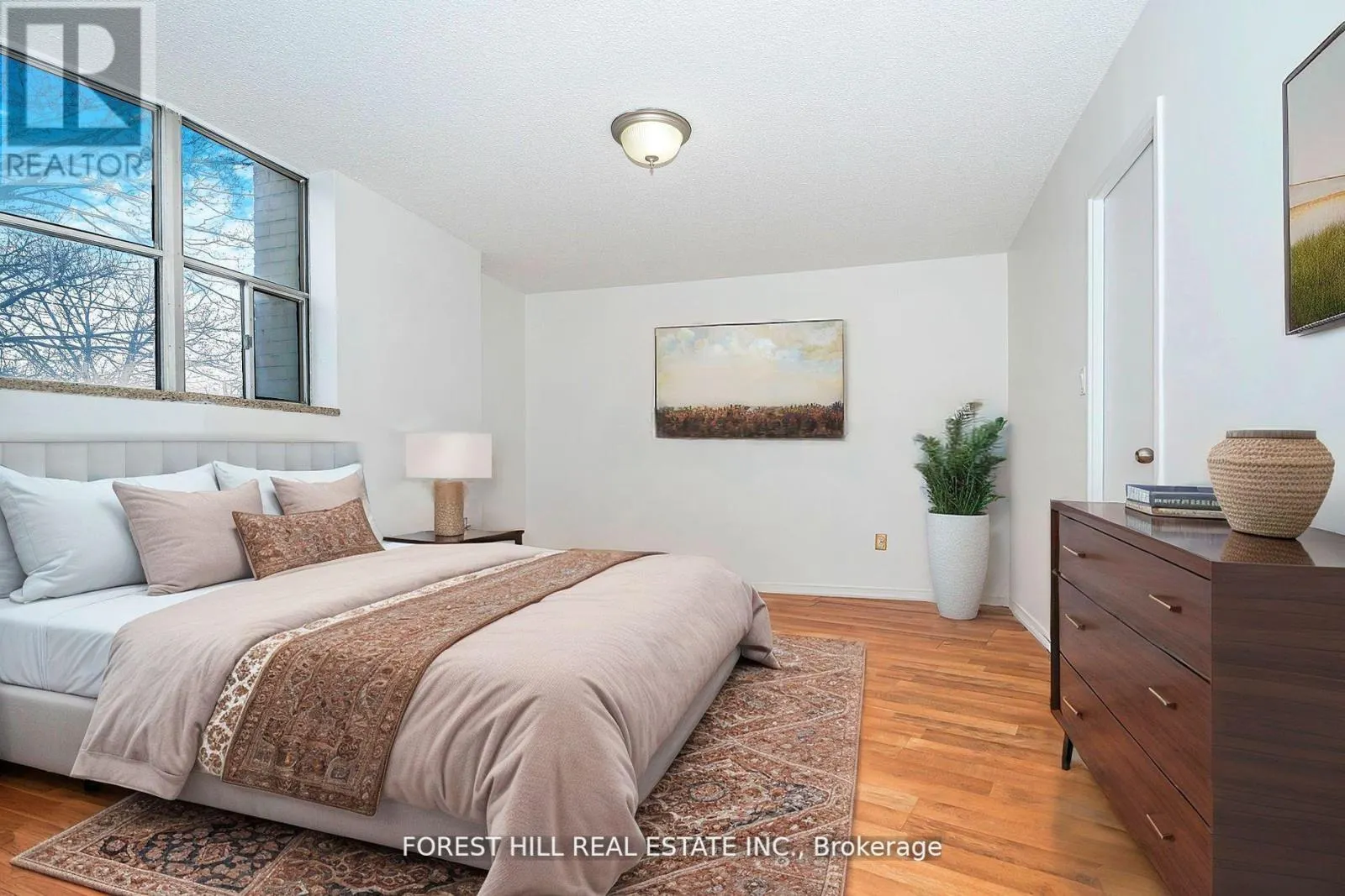 207 - 330 DIXON ROAD