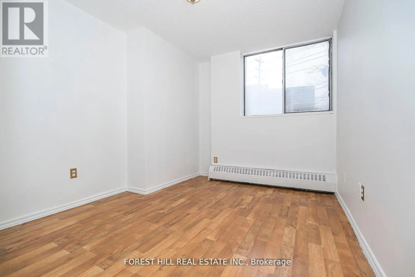 207 - 330 DIXON ROAD