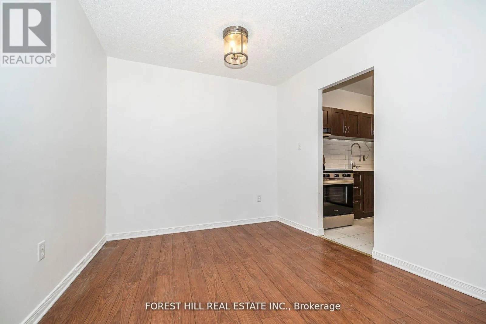 207 - 330 DIXON ROAD