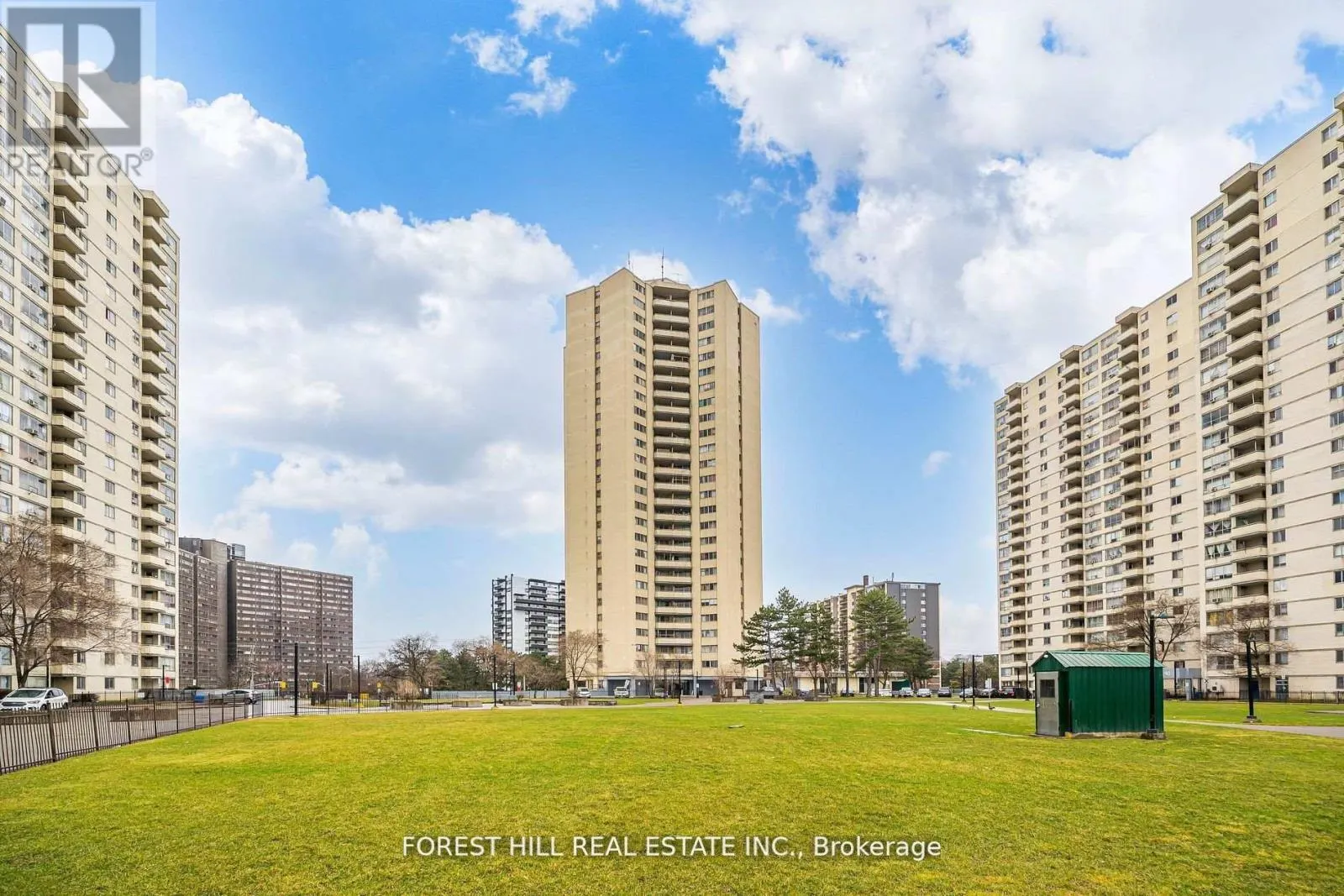 207 - 330 DIXON ROAD