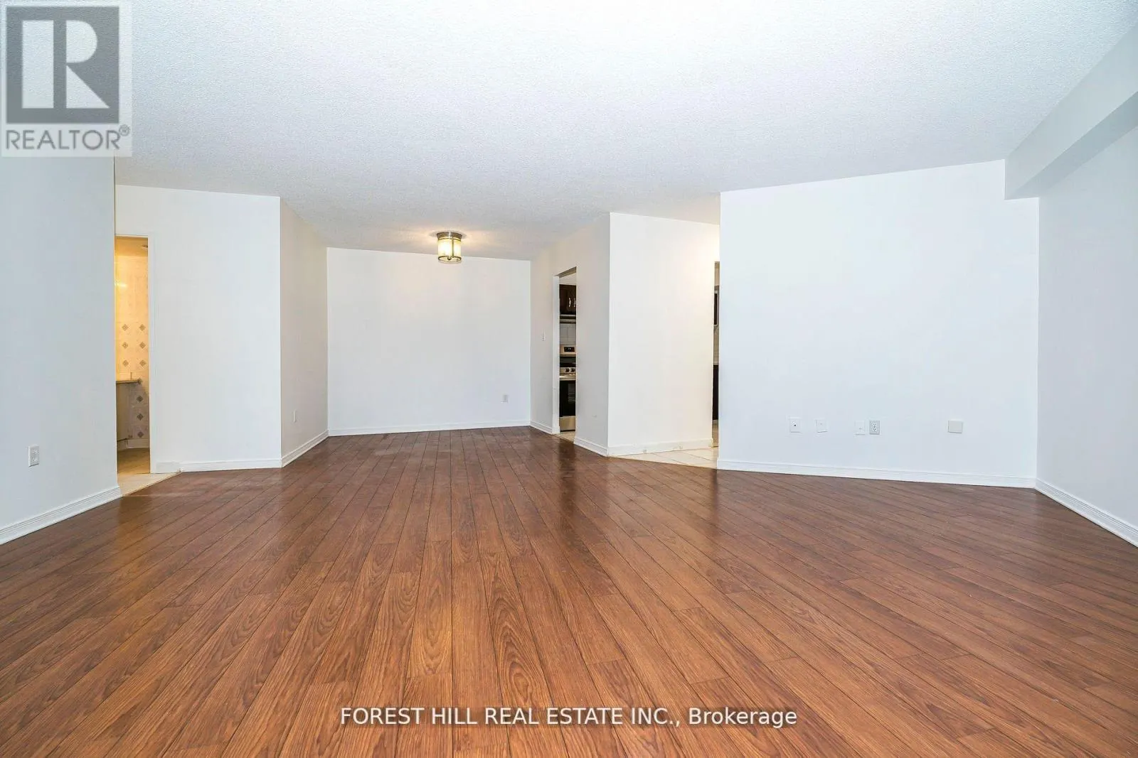 207 - 330 DIXON ROAD