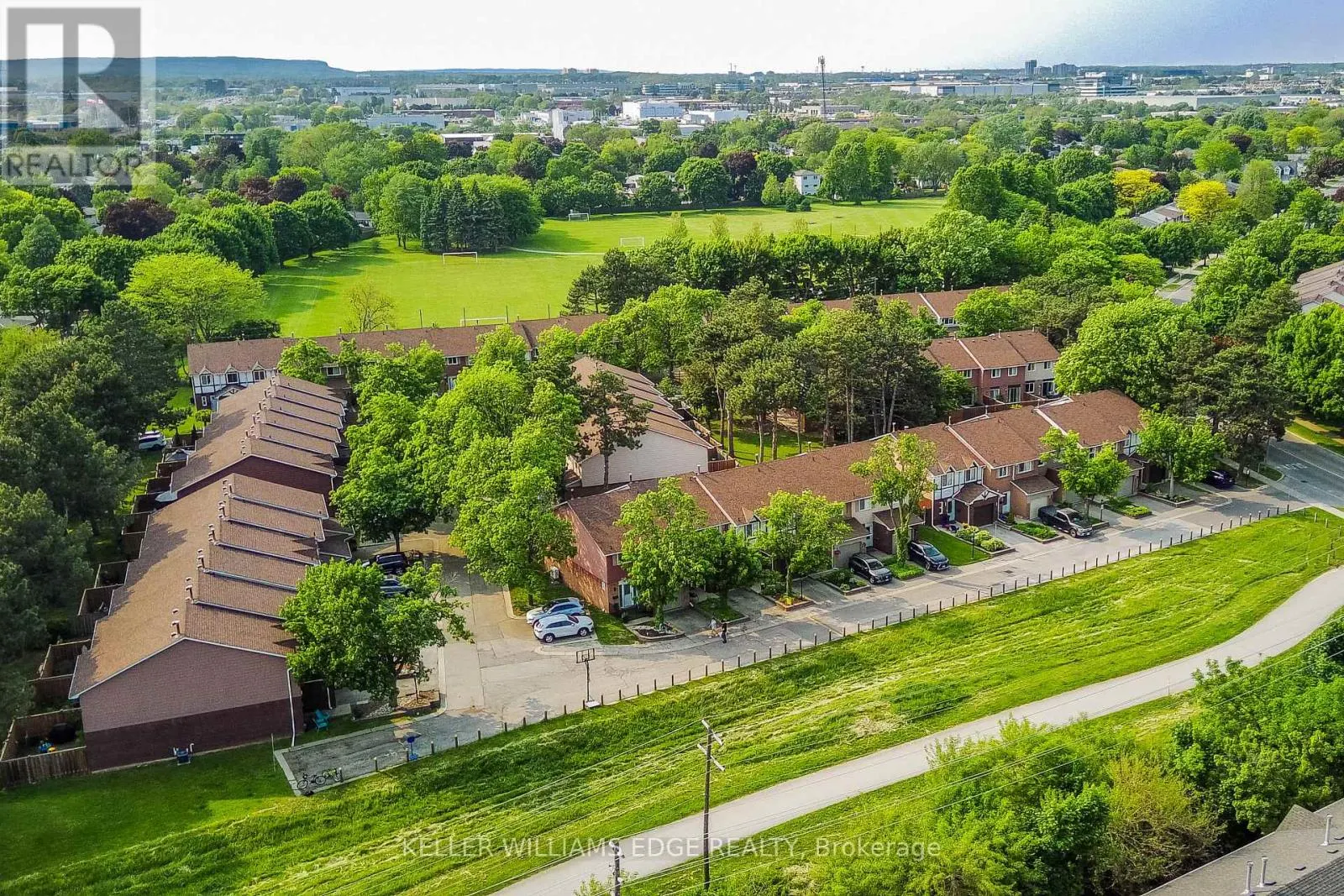 5 - 4189 LONGMOOR DRIVE