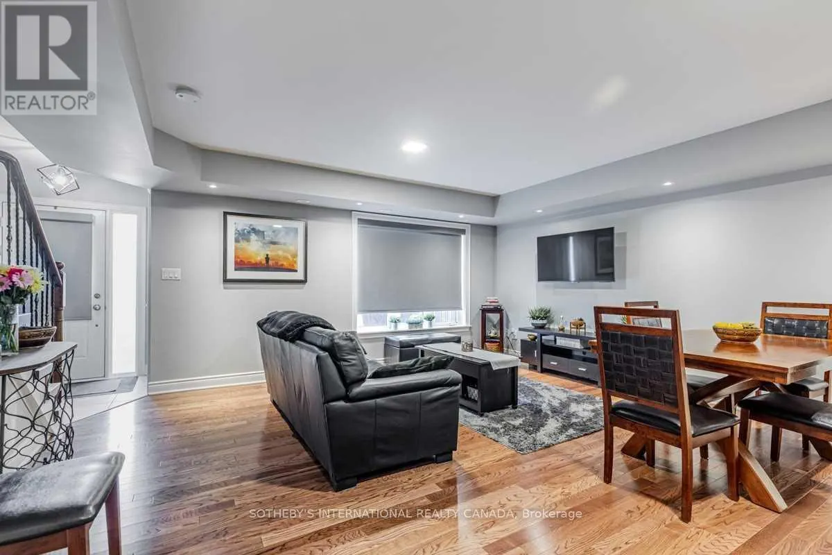 120 - 7 FOUNDRY AVENUE