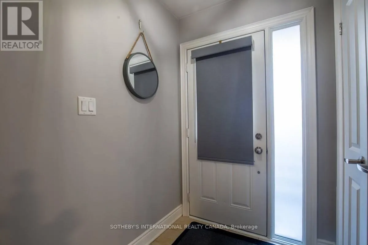 120 - 7 FOUNDRY AVENUE