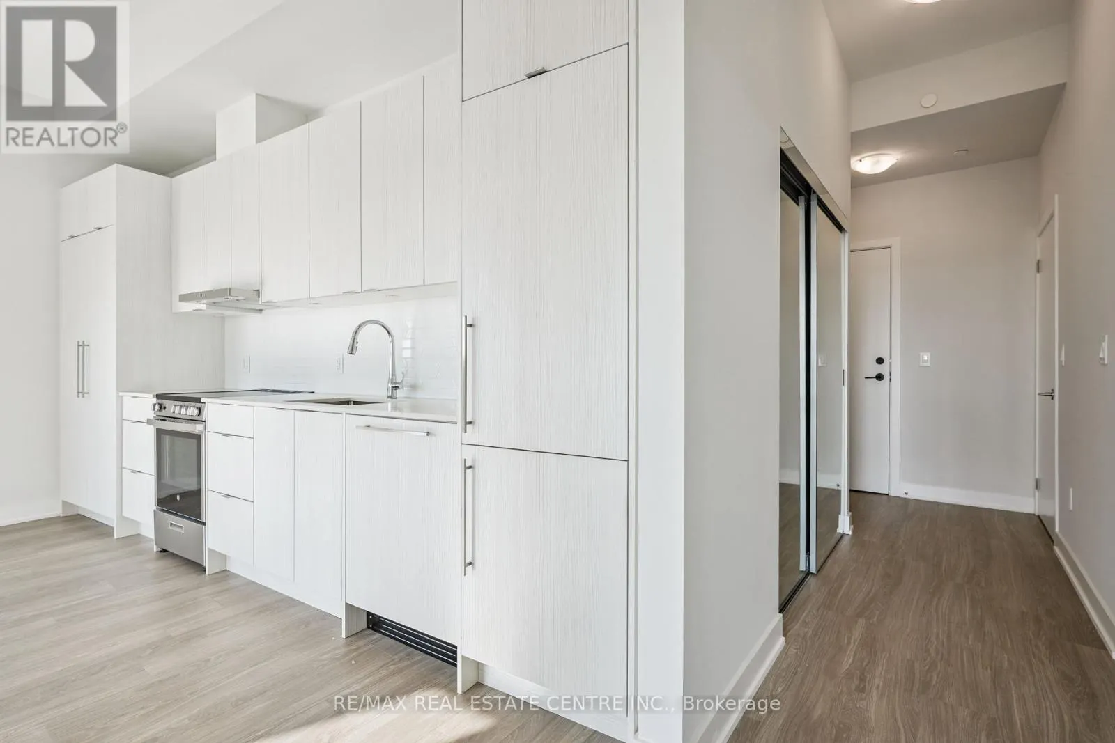 312 - 4130 PARKSIDE VILLAGE DRIVE