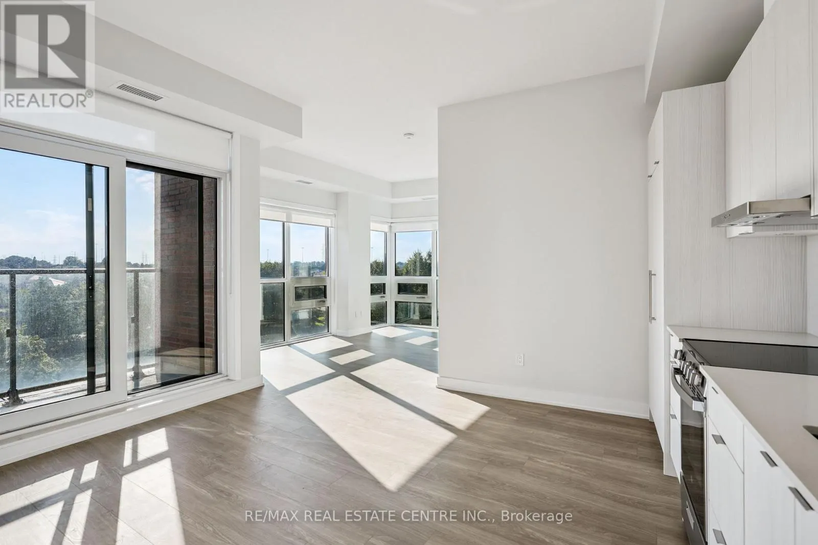 312 - 4130 PARKSIDE VILLAGE DRIVE