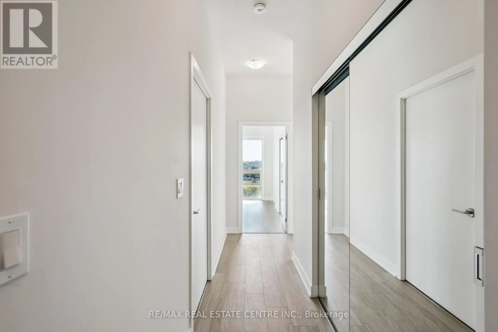 312 - 4130 PARKSIDE VILLAGE DRIVE