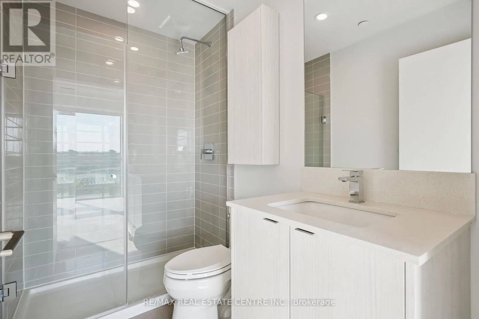 312 - 4130 PARKSIDE VILLAGE DRIVE