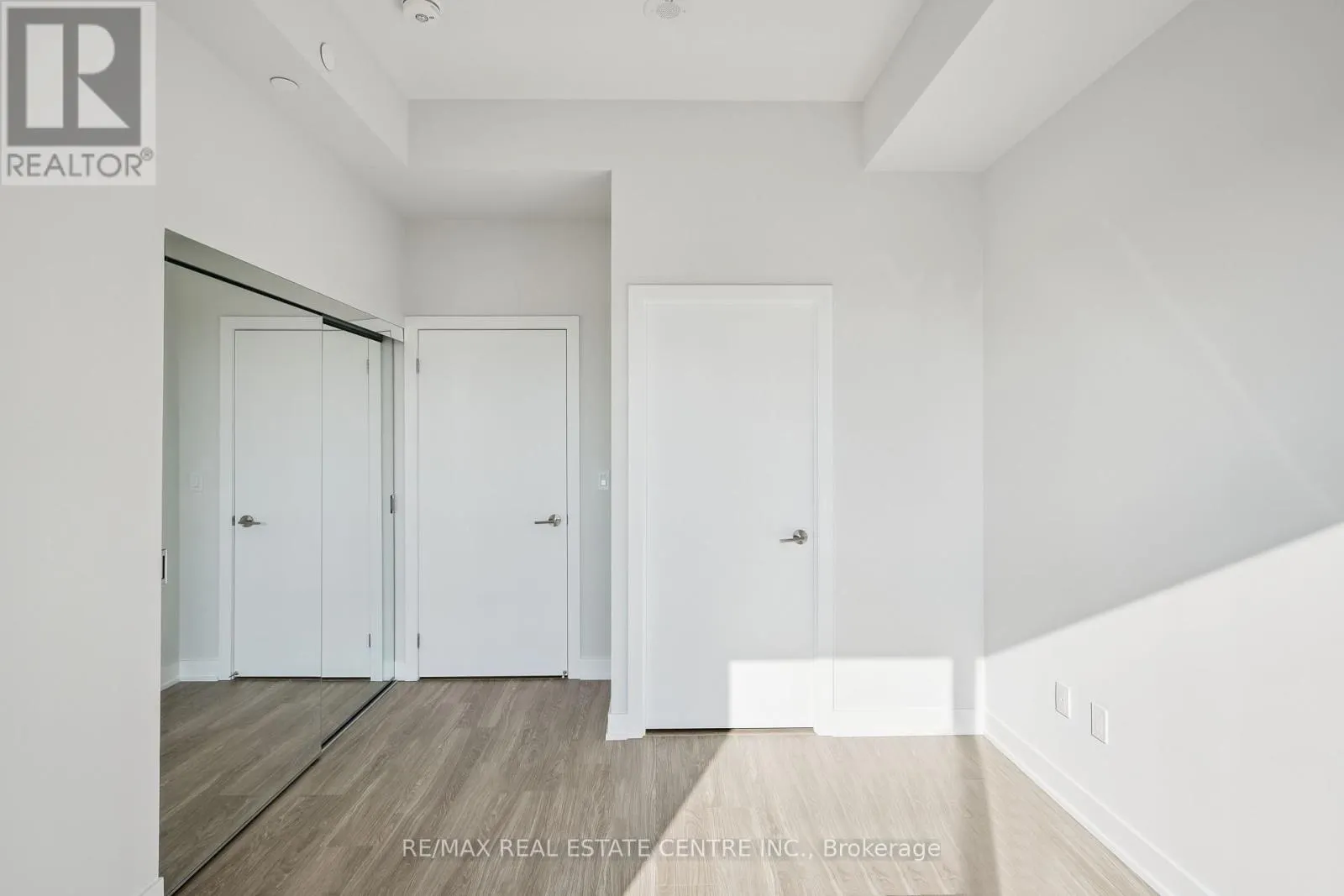 312 - 4130 PARKSIDE VILLAGE DRIVE
