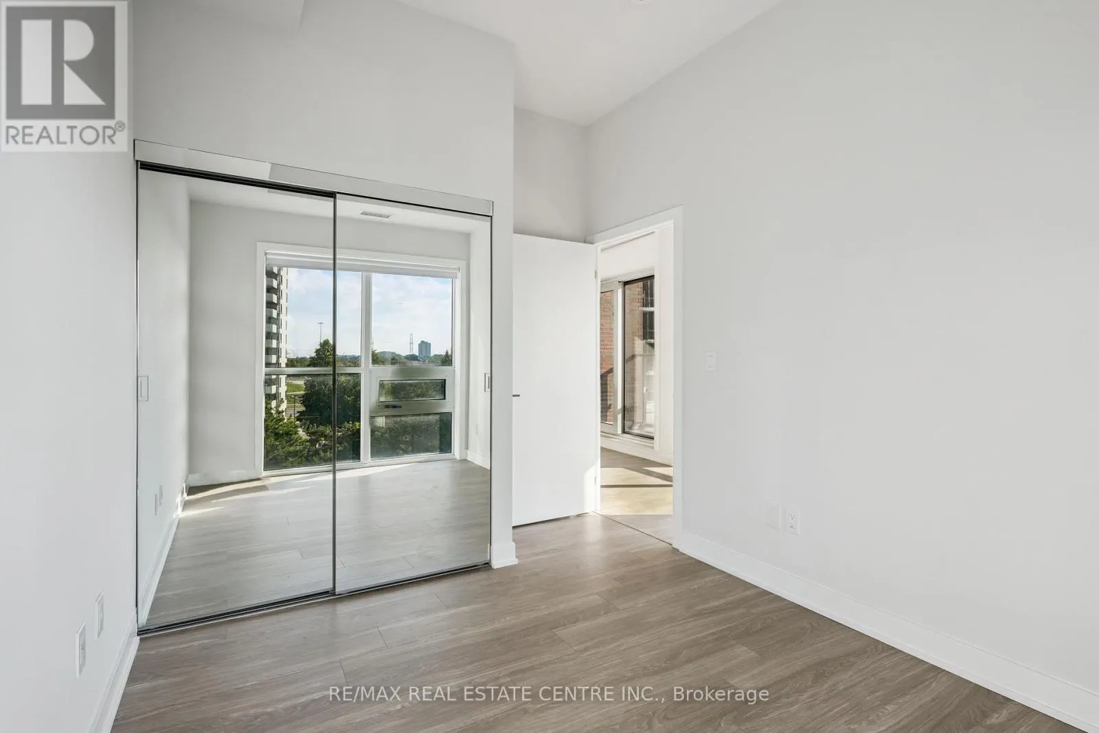 312 - 4130 PARKSIDE VILLAGE DRIVE