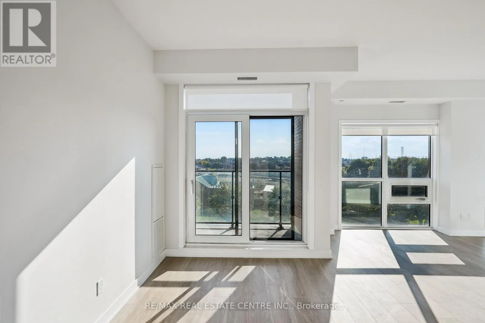 312 - 4130 PARKSIDE VILLAGE DRIVE