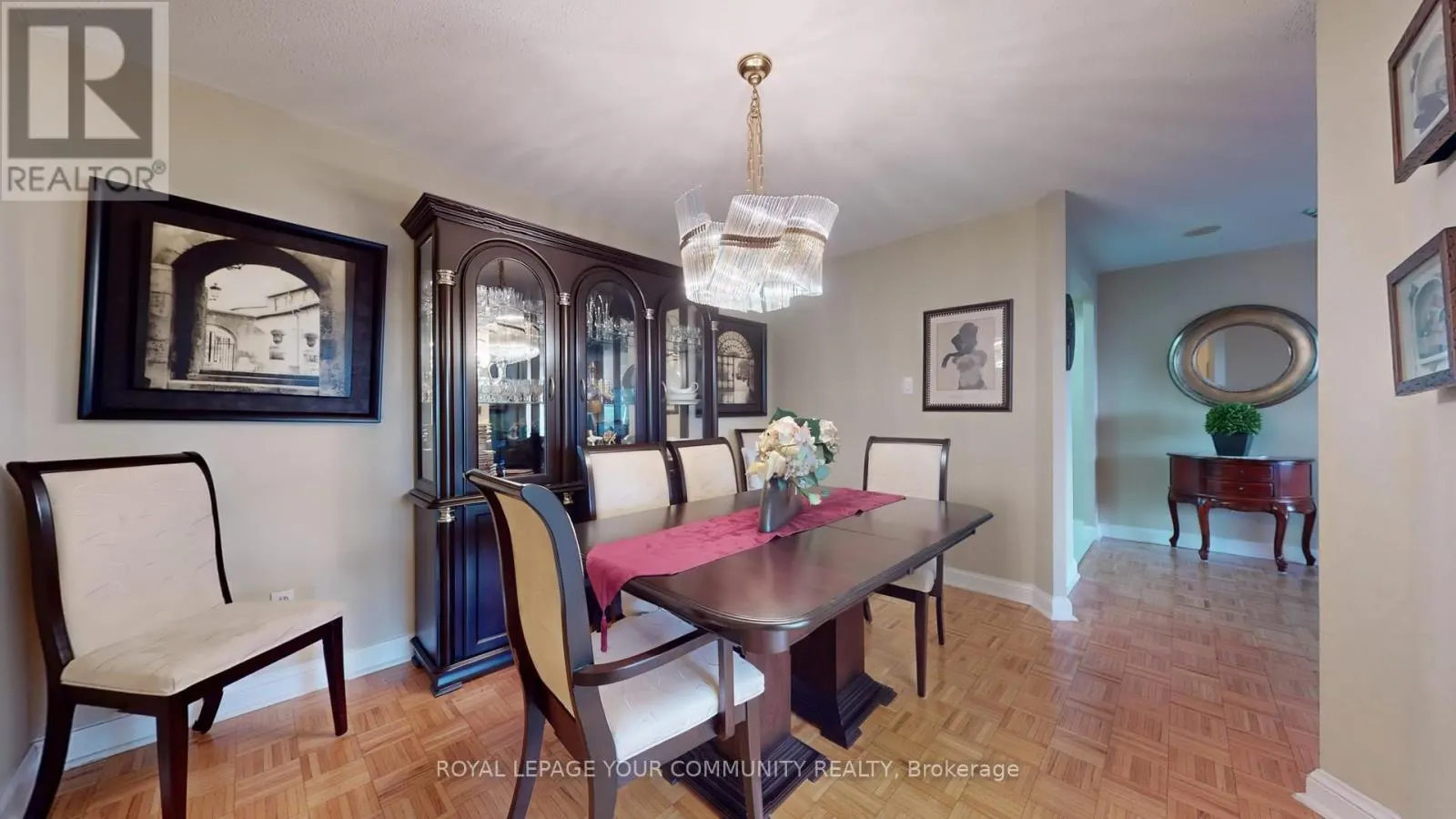 404 - 24 HANOVER ROAD