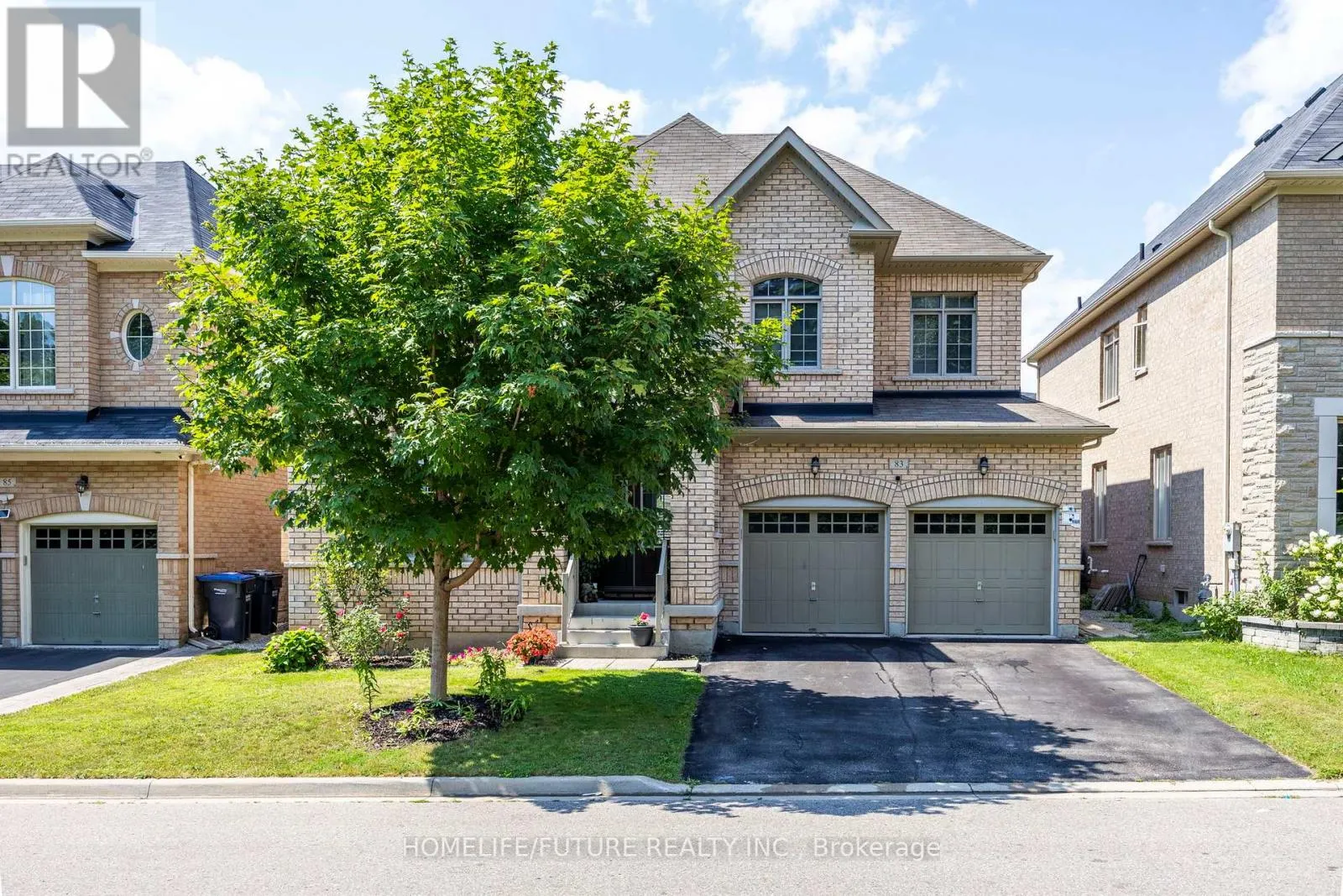 83 GEORGE ROBINSON DRIVE