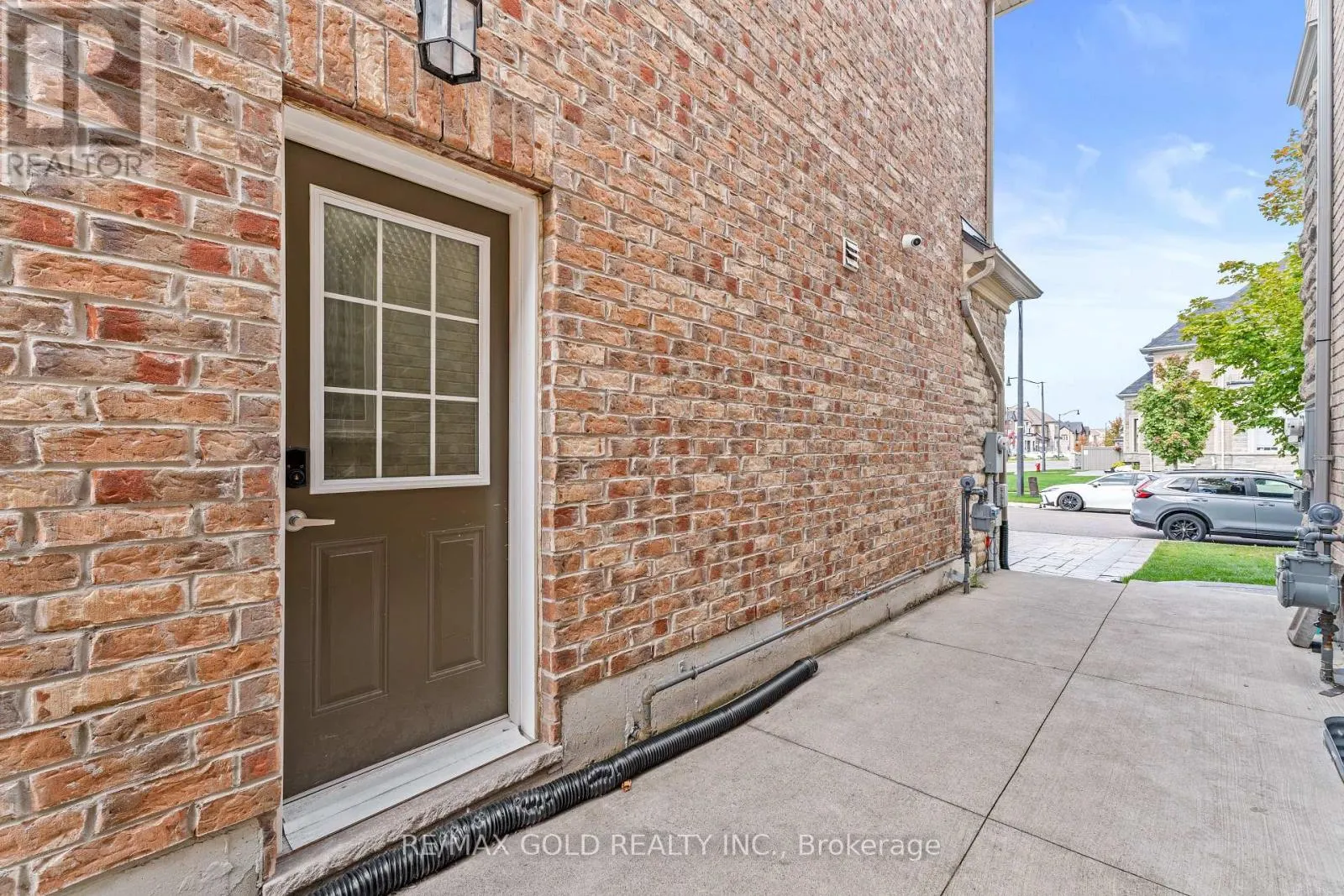 19 MARTIN BYRNE DRIVE