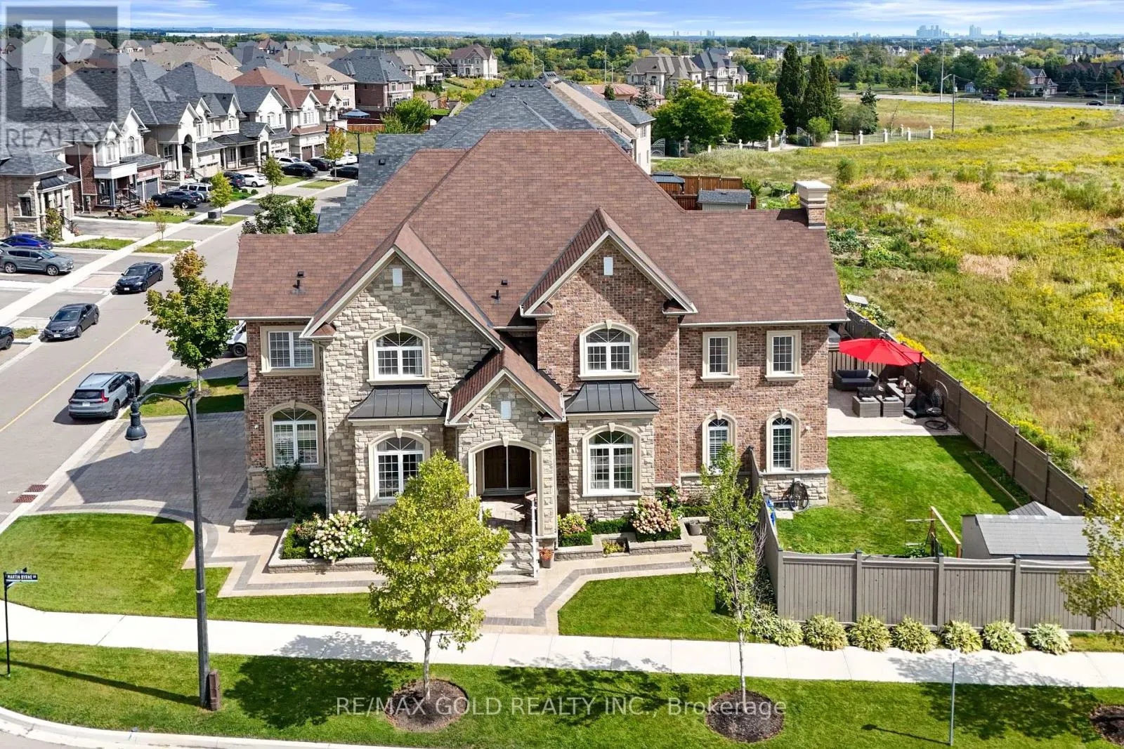 19 MARTIN BYRNE DRIVE