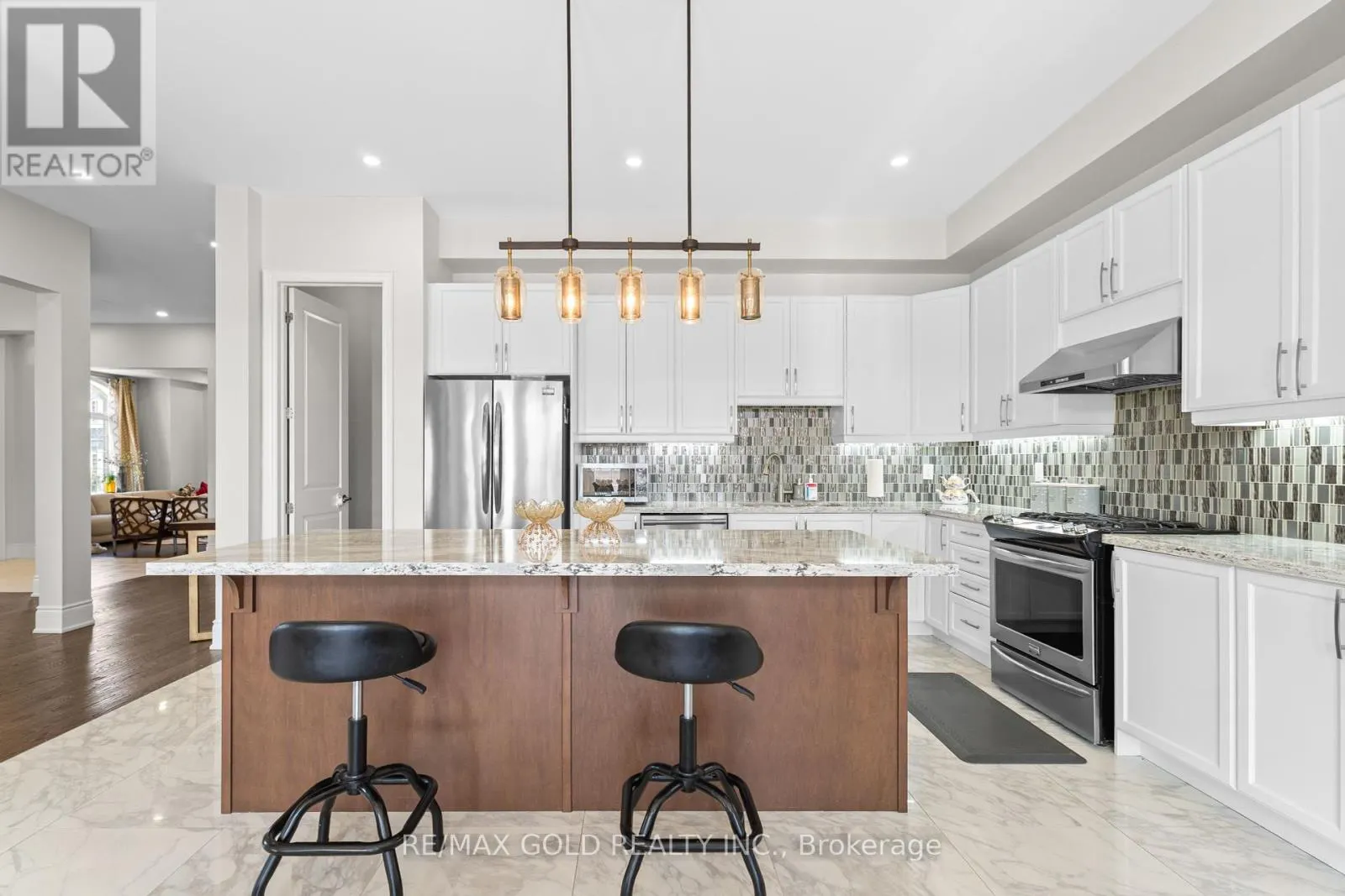 19 MARTIN BYRNE DRIVE